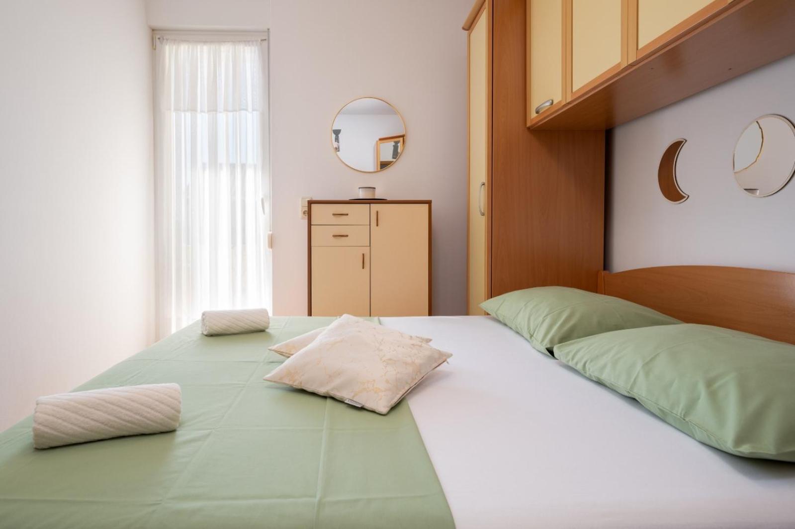 Apartment Anita Trogir Eksteriør billede