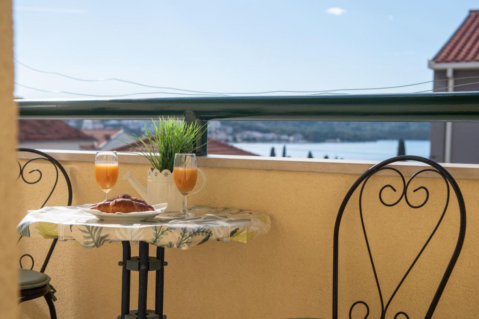 Apartment Anita Trogir Eksteriør billede